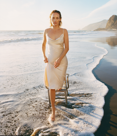 Amber Valletta Used Her High-Profile Position To Promote Ocean Conservation.