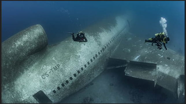 A Mysterious Passenger Plane Sits On The Floor Of The Red Sea.