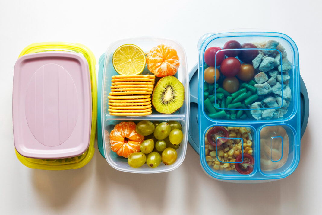 Best lunch boxes for school UAE
